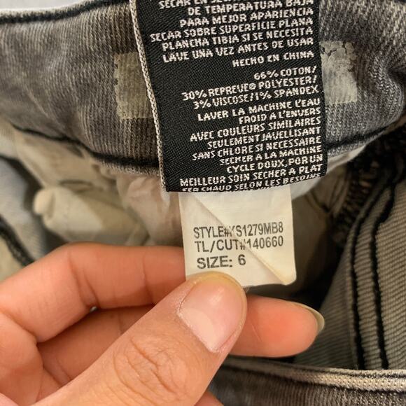 Kut From The Kloth Shorts Womens 6 Gray Denim Jane High Rise Distressed Cutoff - Picture 7 of 10